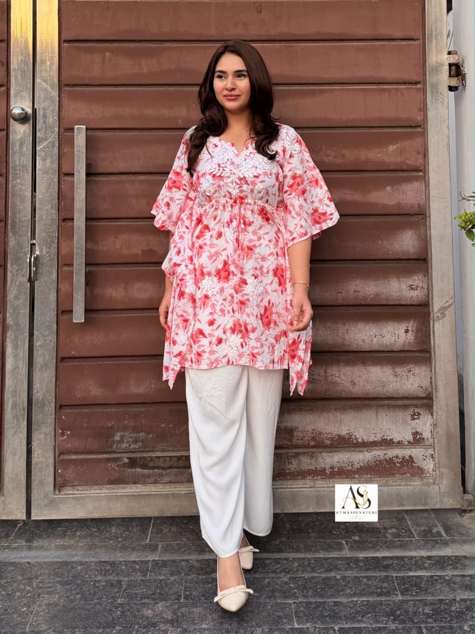 Jahana Chikankari Kaftan