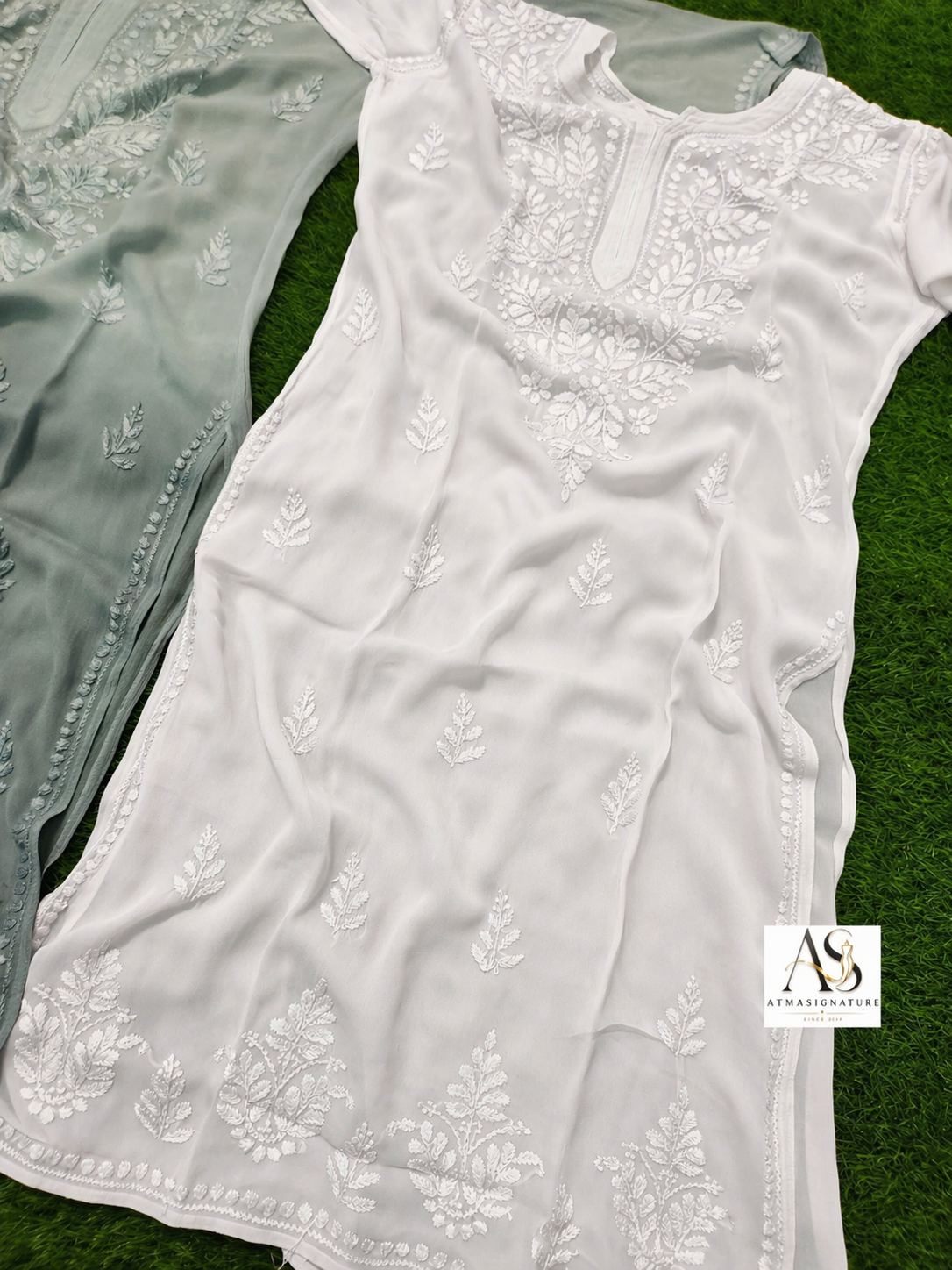 Unbeatable price-viscose georgette kurti with Inner