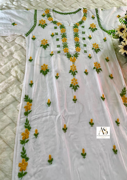 Anjali chikankari kurti