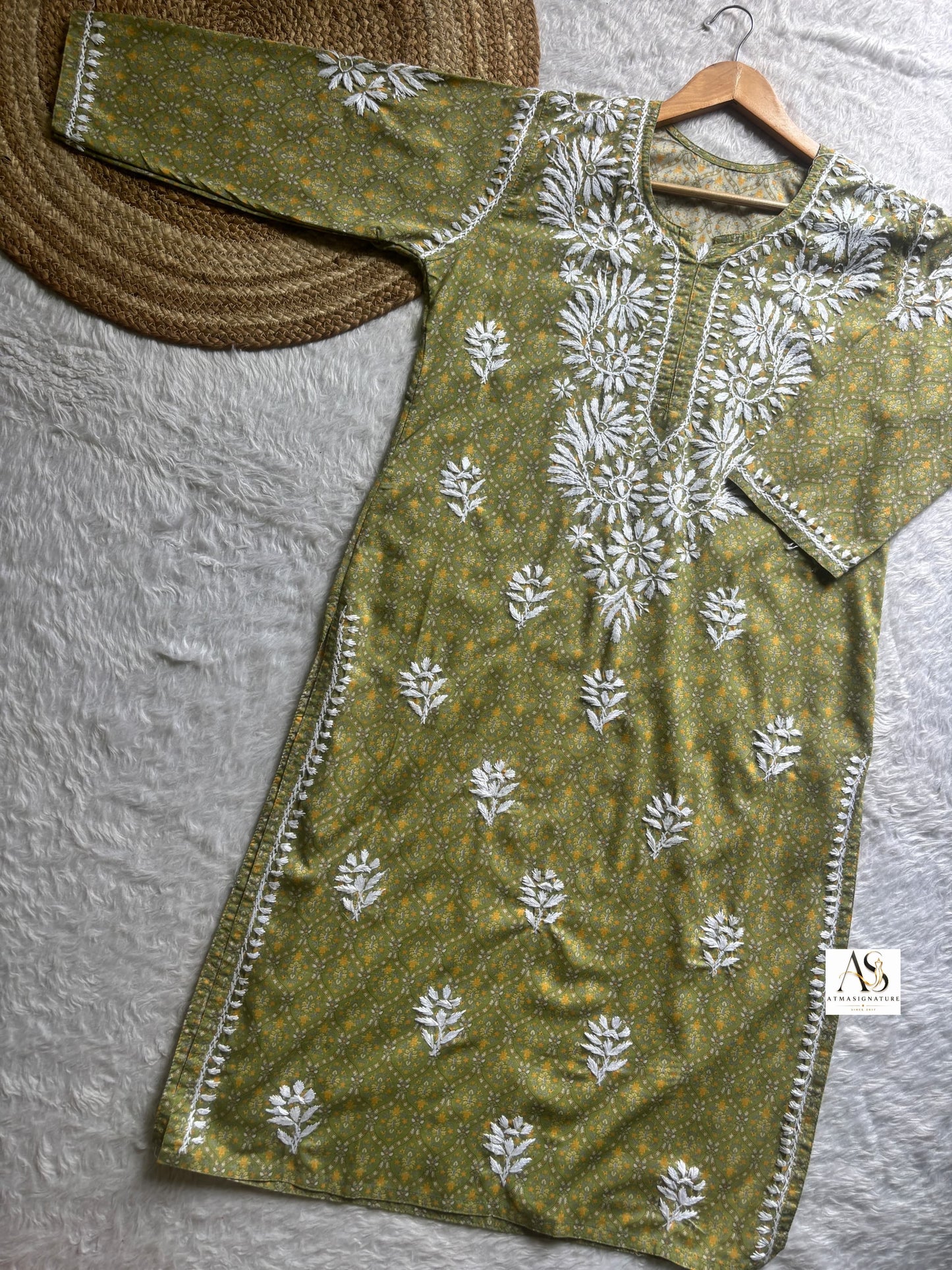 Hafsa Floral Soft Cotton Chikankari Kurti