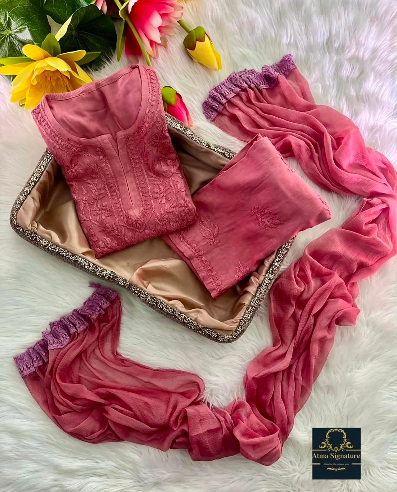 Swasika chikankari set