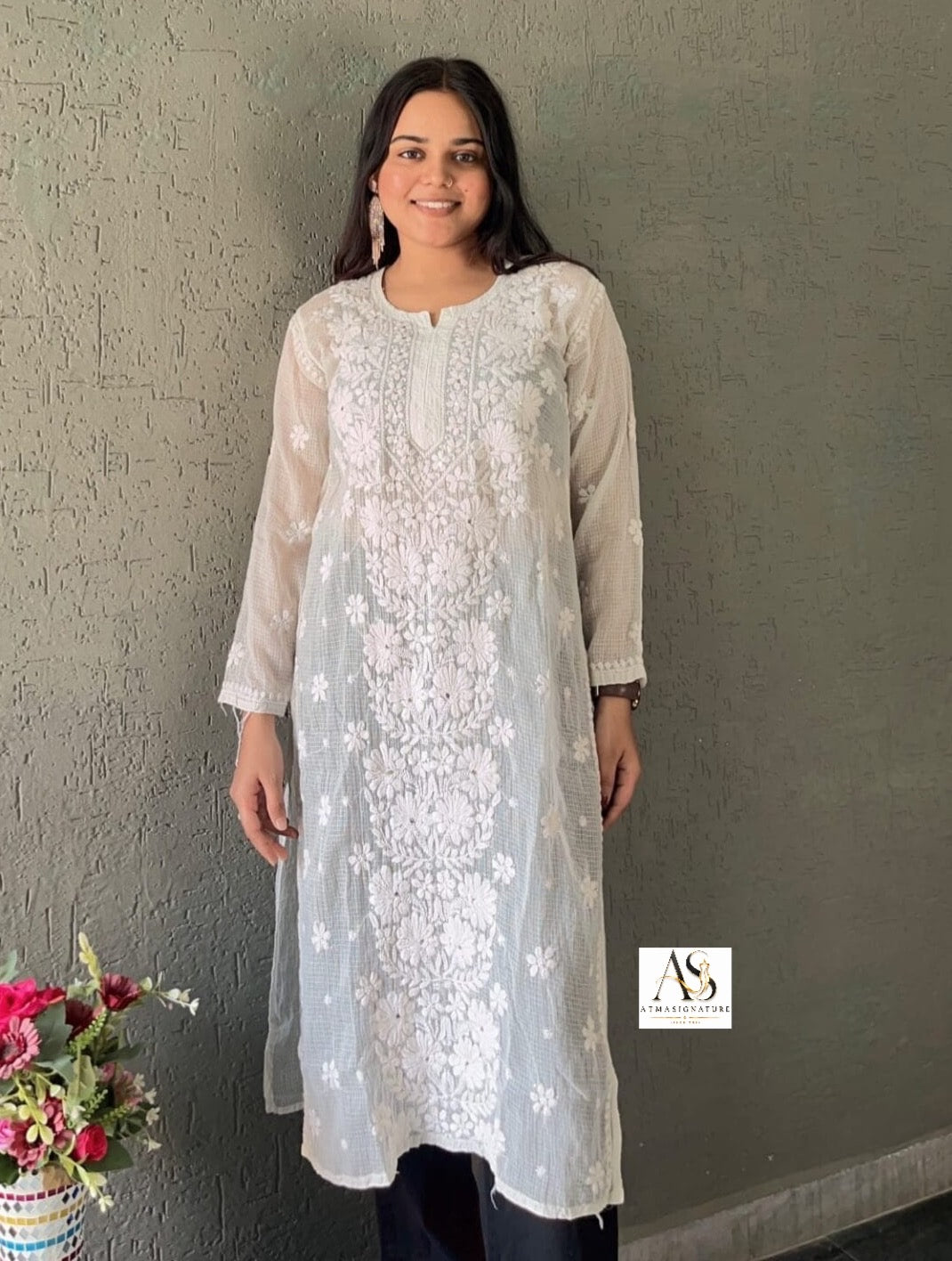 Alia Kota Doriya Mukaish Handworked Chikankari Kurti ✨