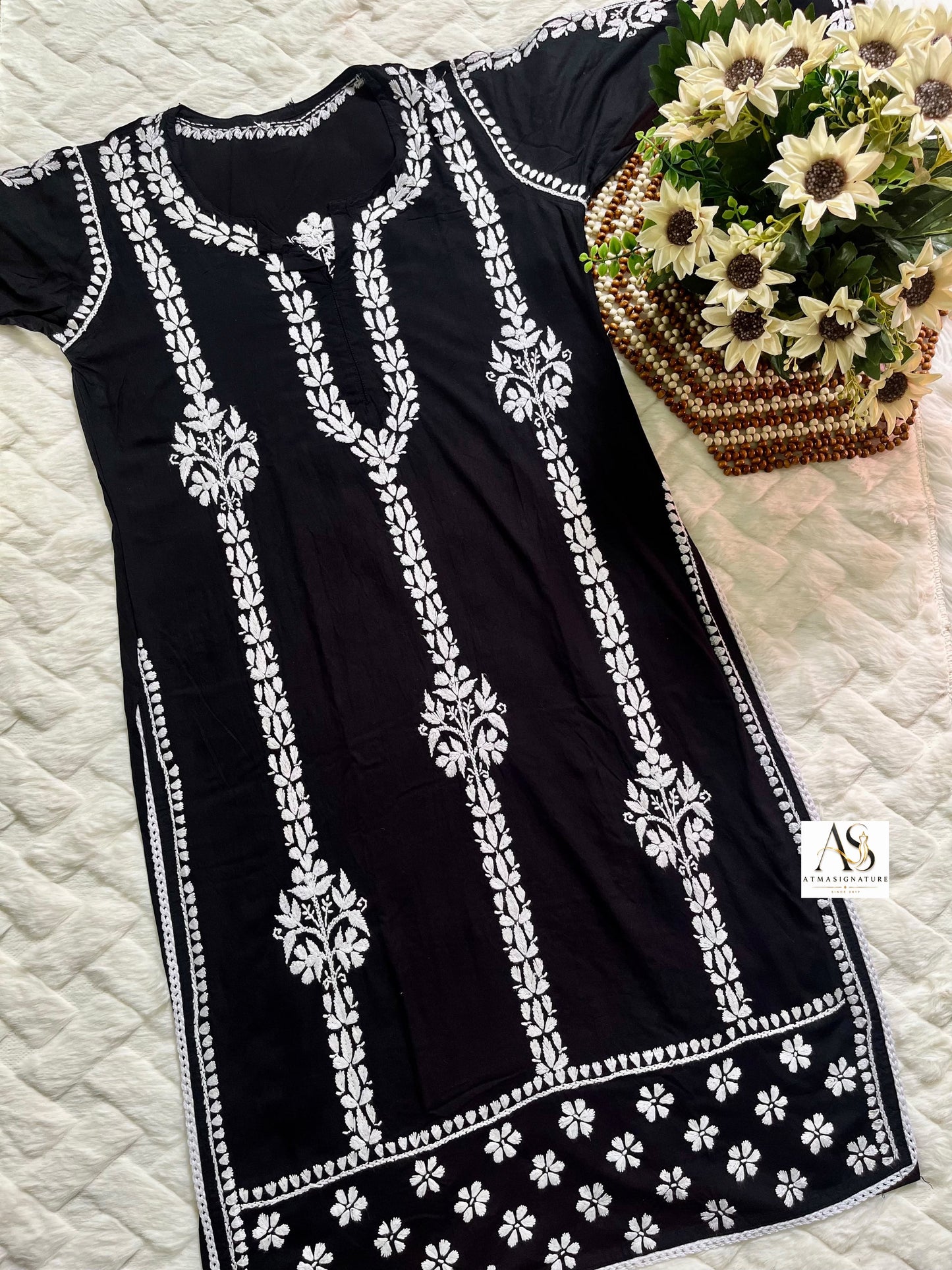 Afsa Chikankari Handworked Kurti