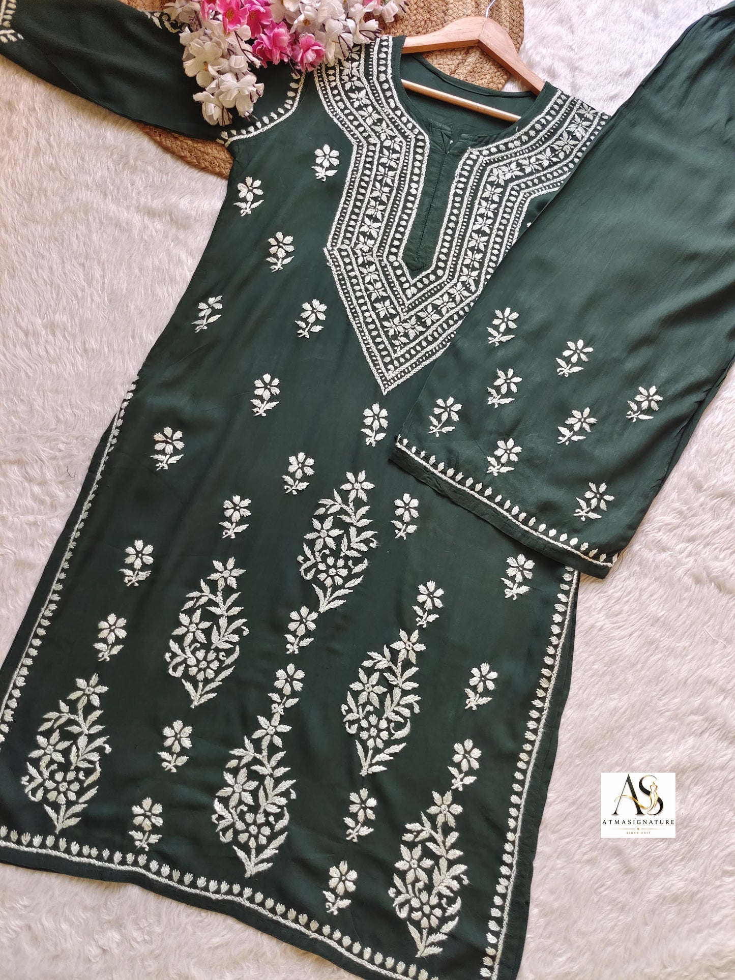 Mahira Chikankari Kurti & Palazzo Set ✨