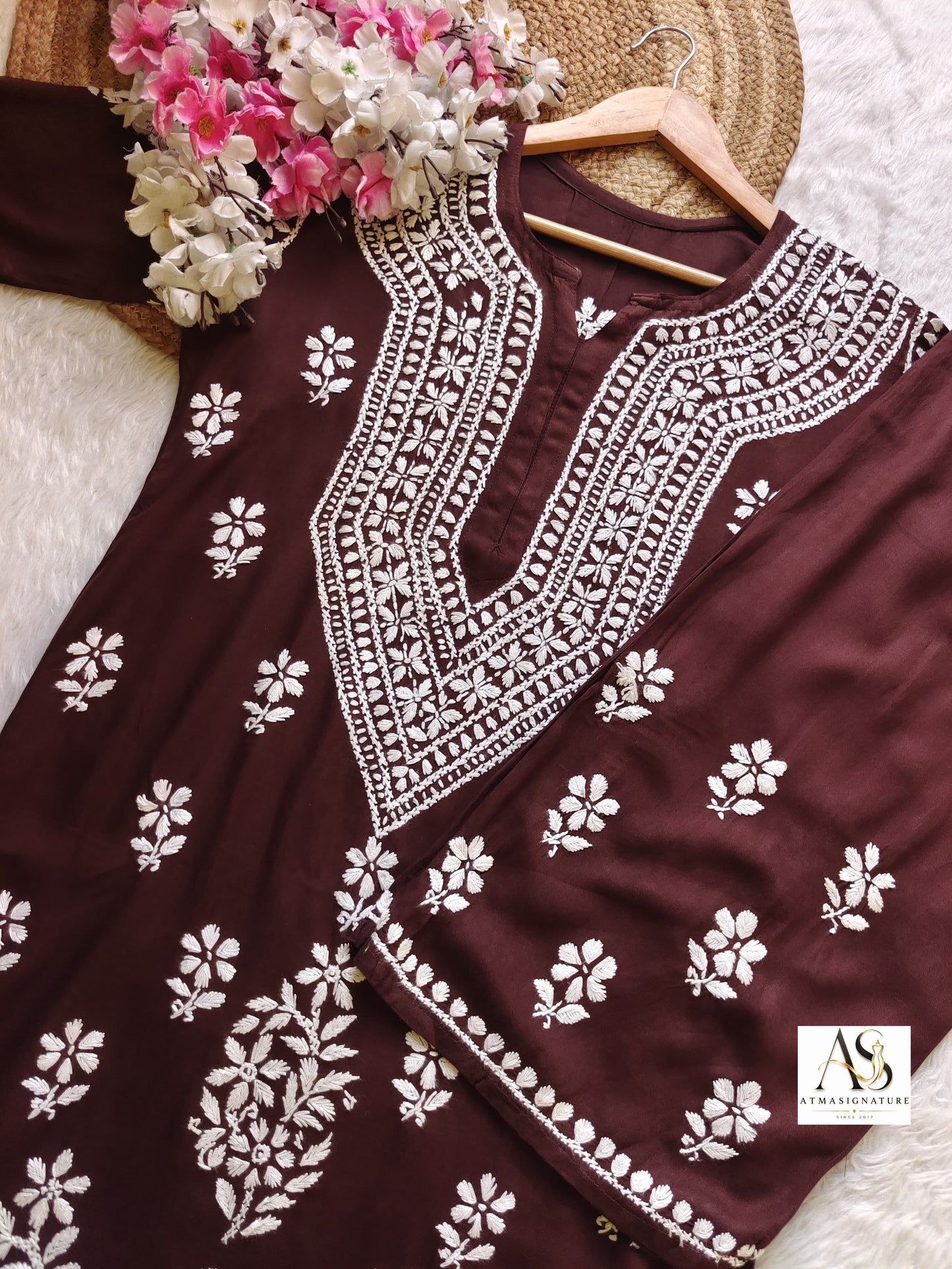 Mahira Chikankari Kurti & Palazzo Set ✨