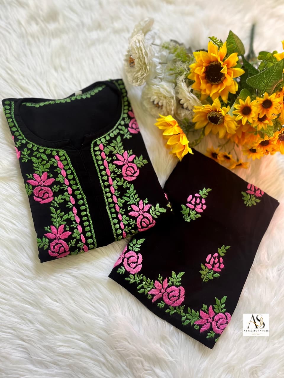 Soft rayon chikankari Kurti Palazzo set