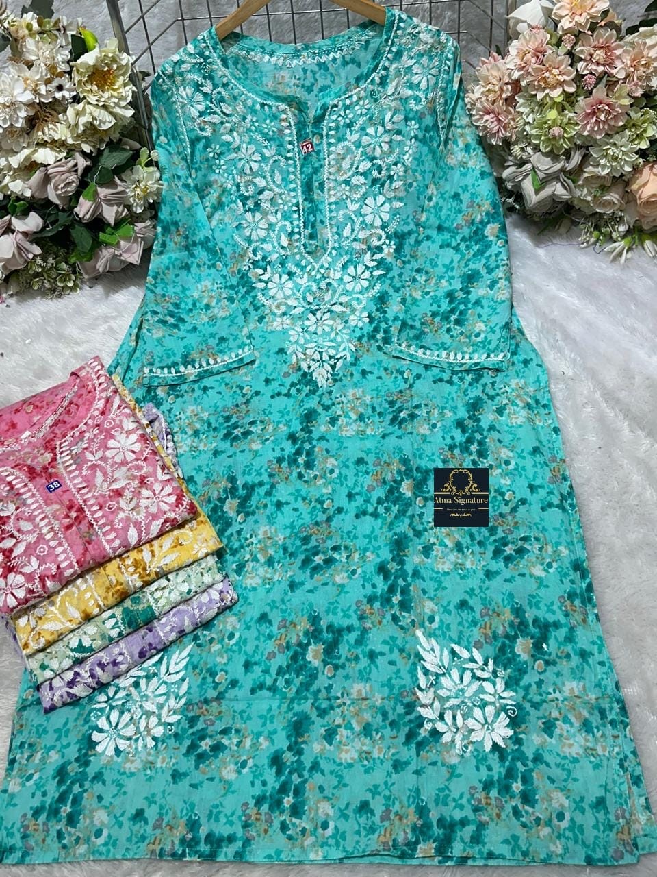 Floral Mal Cotton Chikankari Kurti