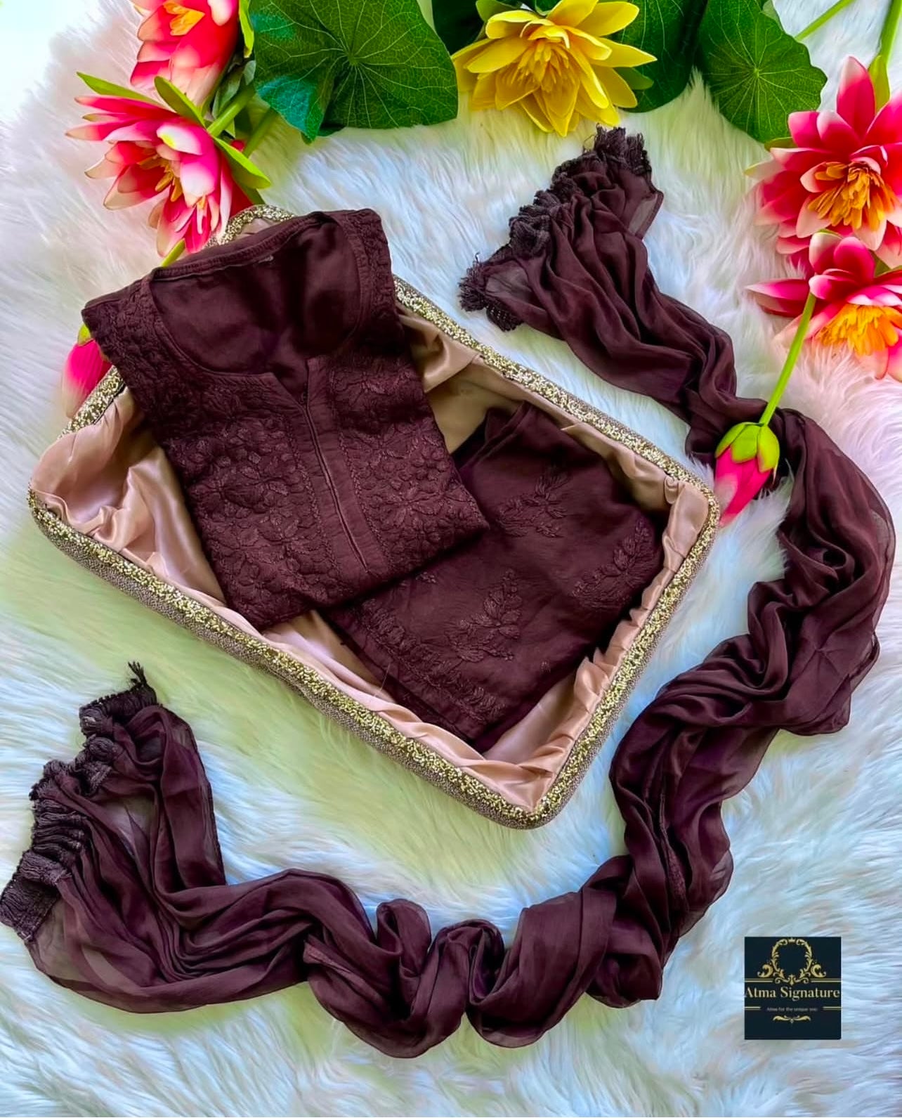 Swasika chikankari set