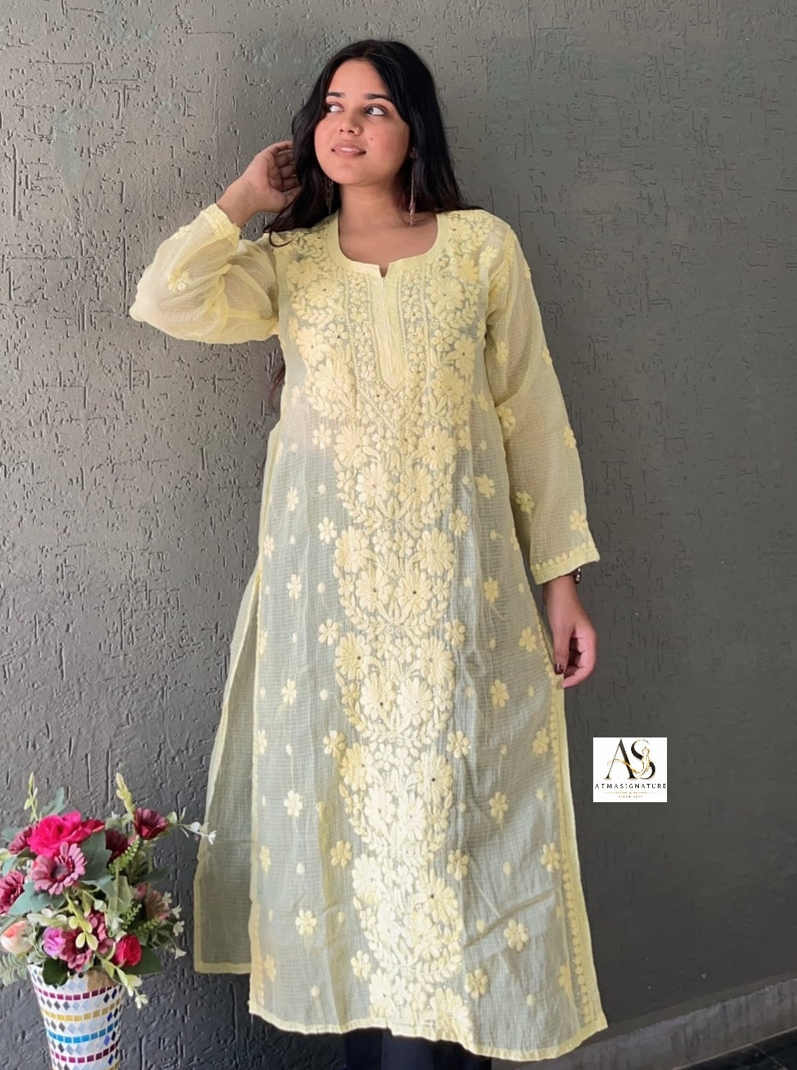 Alia Kota Doriya Mukaish Handworked Chikankari Kurti ✨