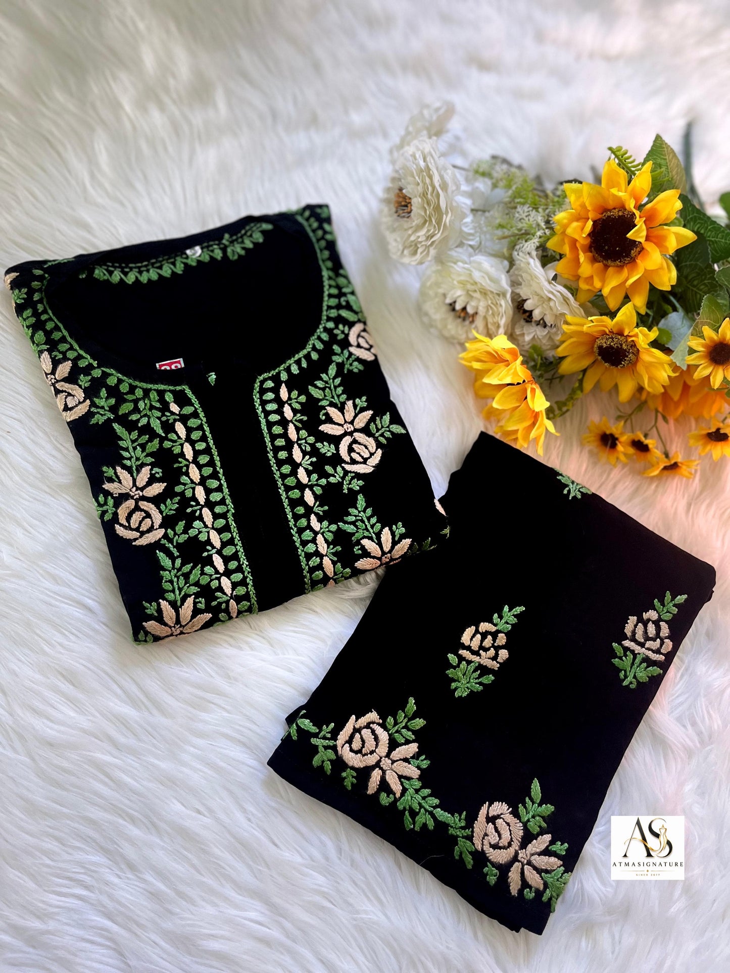 Soft rayon chikankari Kurti Palazzo set