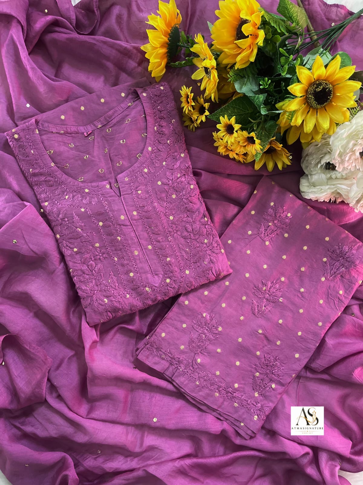 Kismat Chanderi Silk Zari Weaved Chikankari Set