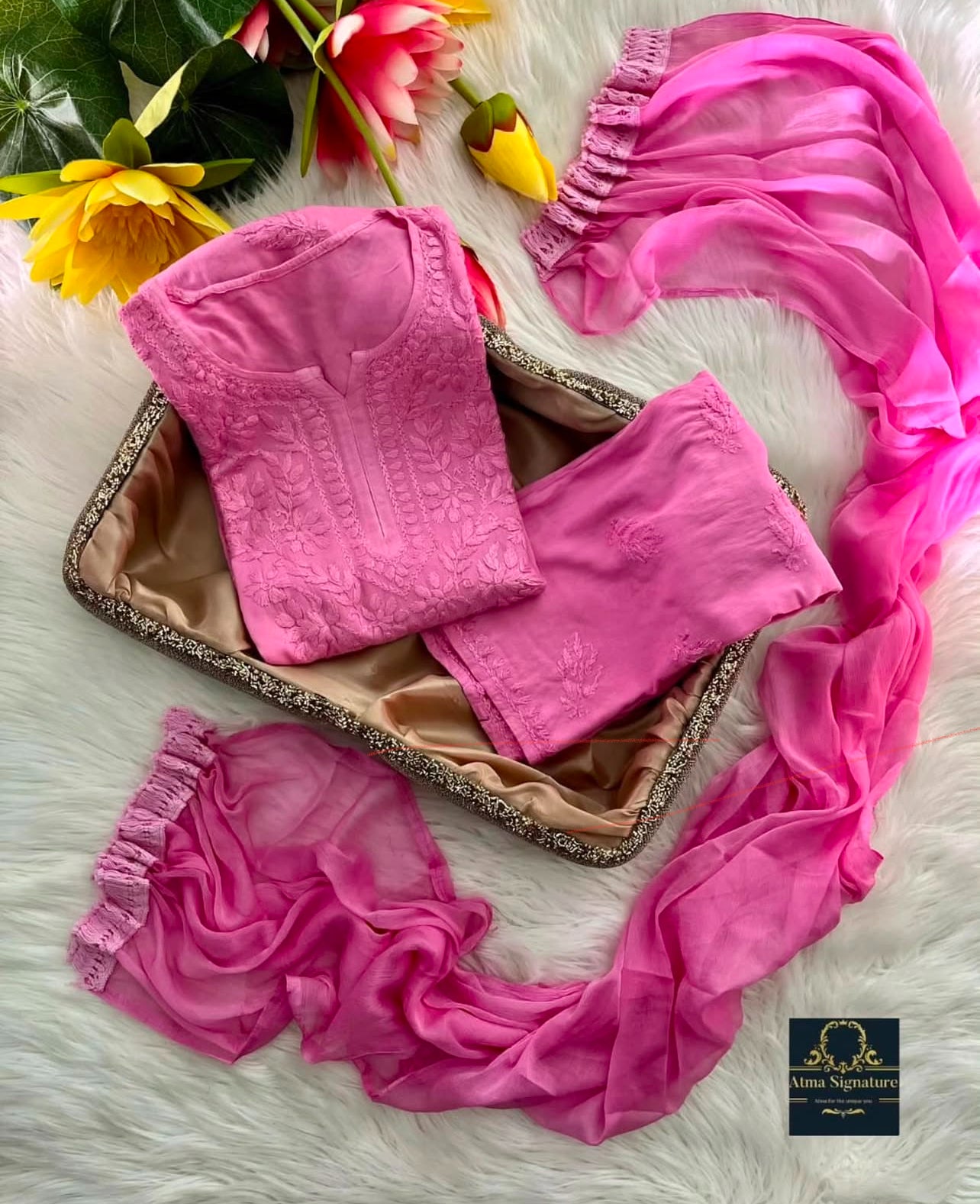 Swasika chikankari set