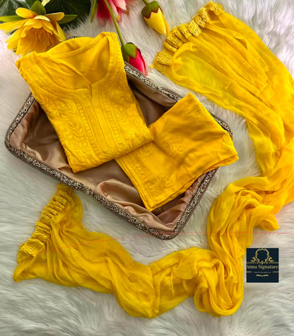 Swasika chikankari set