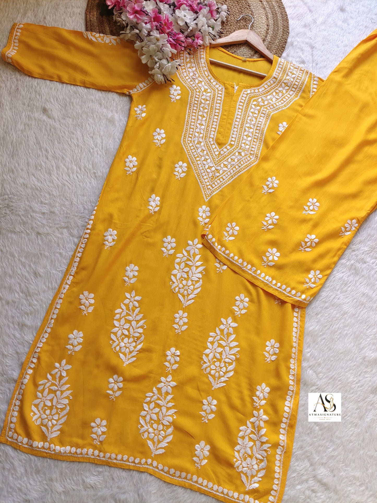 Mahira Chikankari Kurti & Palazzo Set ✨
