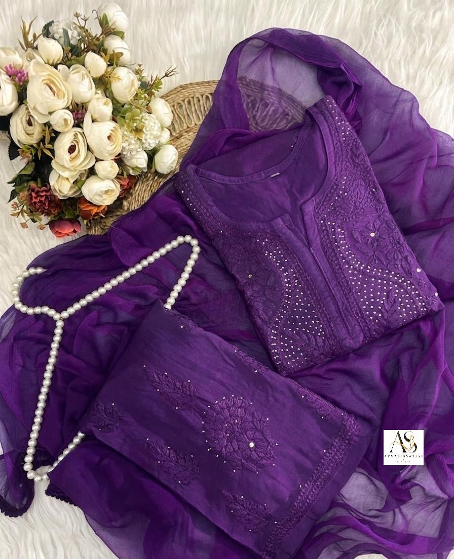 Mehreen Muqaish & Chikankari Suit Set