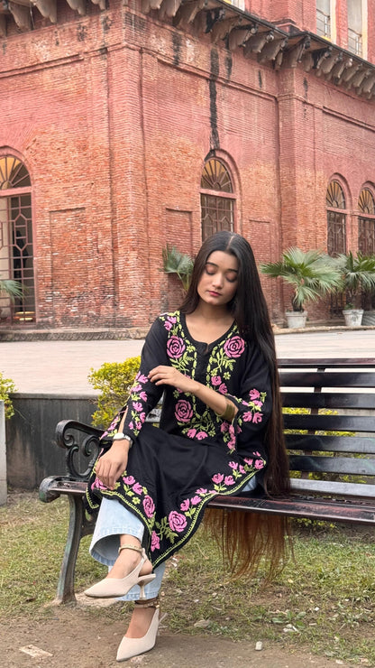 Hayat Elegant Chikankari Kurti