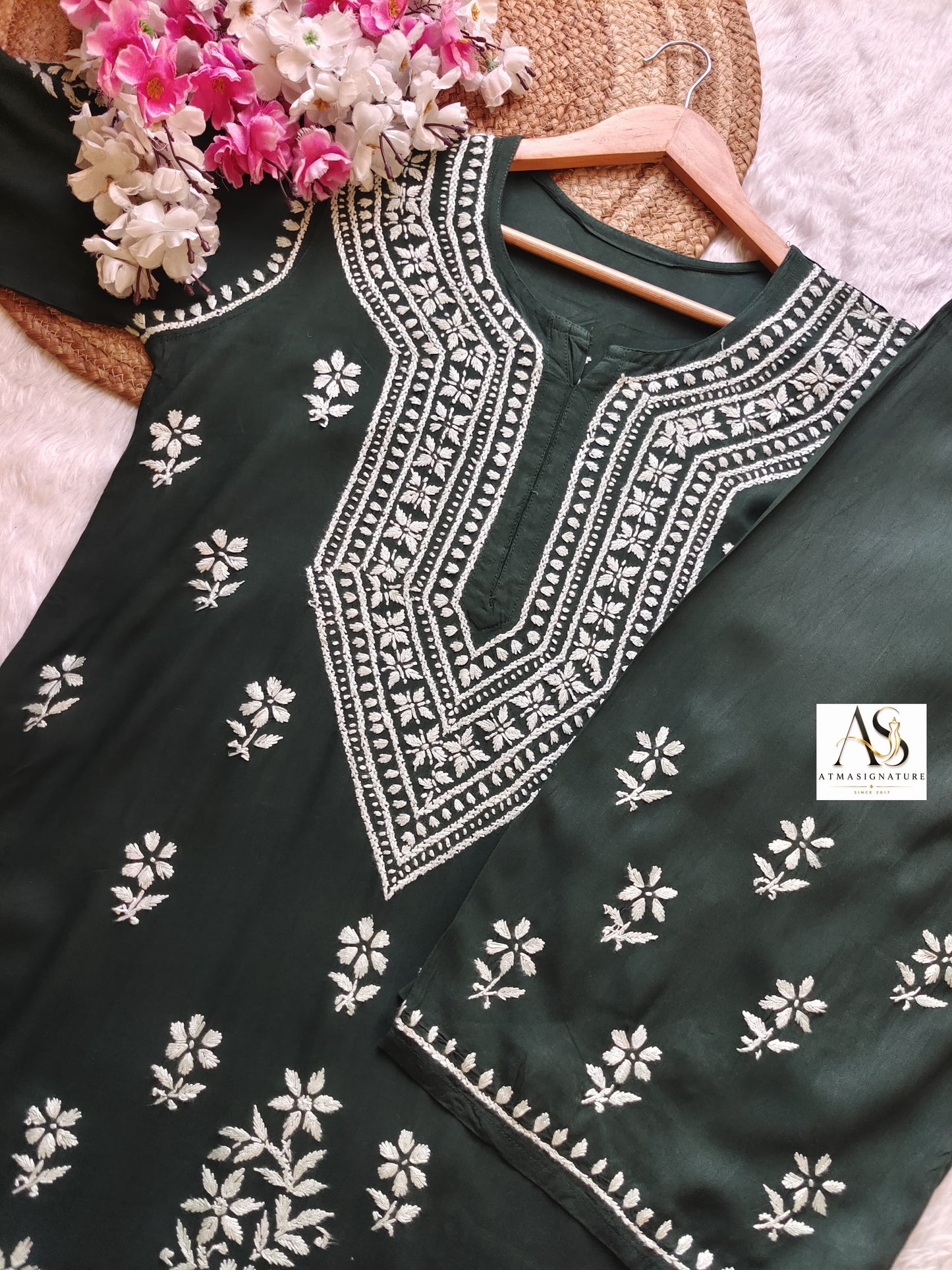 Mahira Chikankari Kurti & Palazzo Set ✨