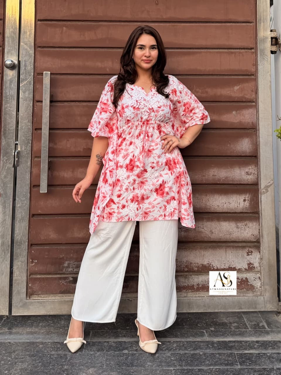 Jahana Chikankari Kaftan