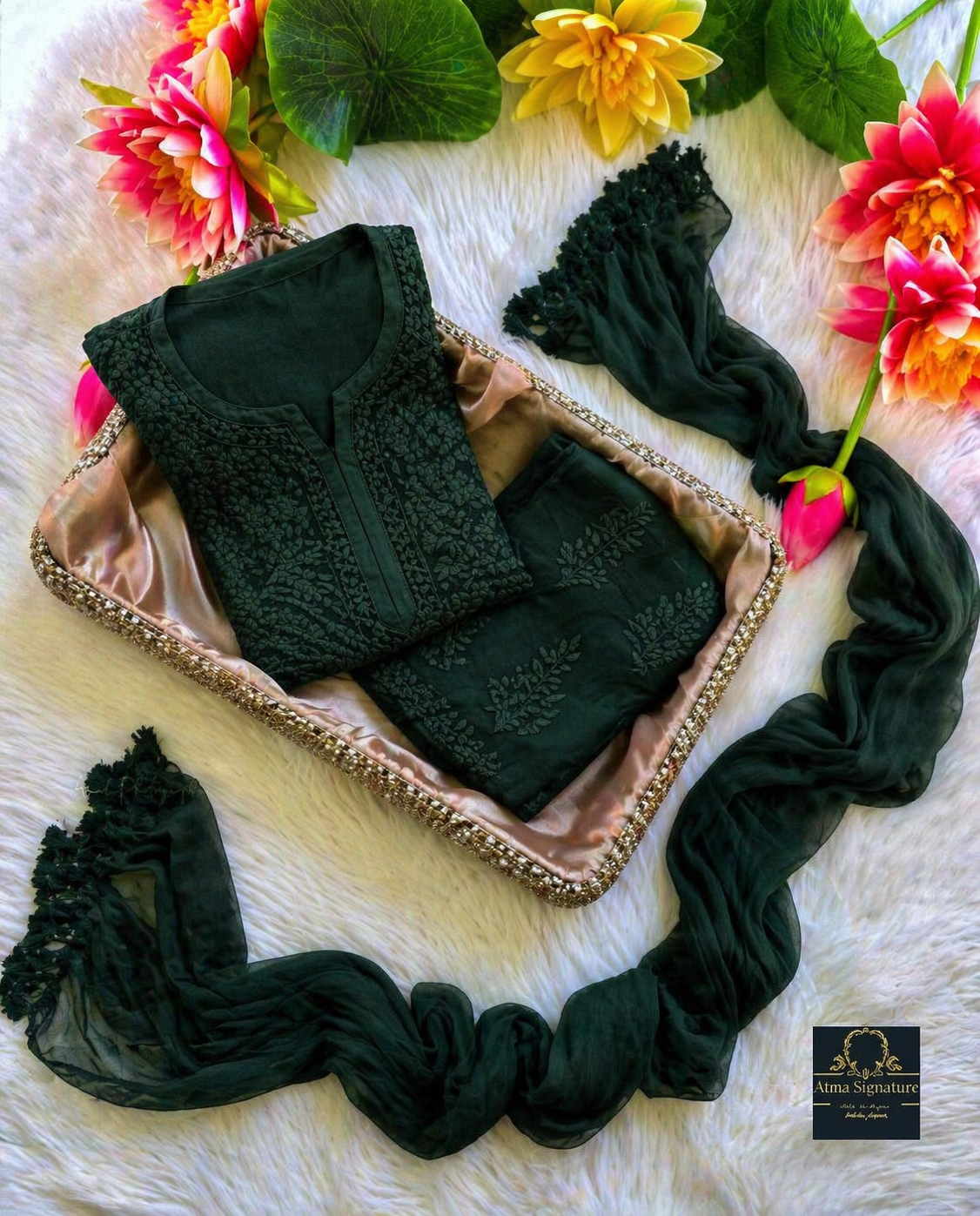 Swasika chikankari set